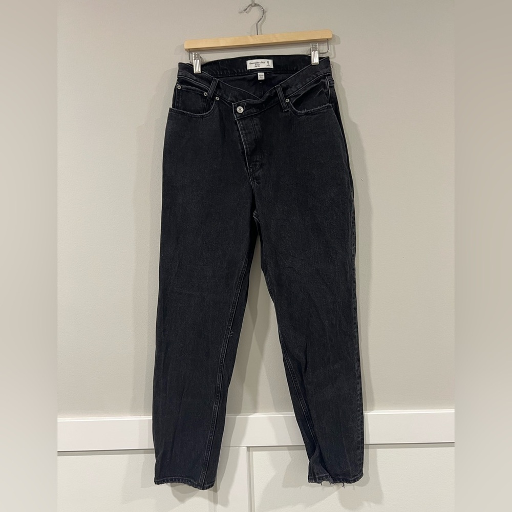 Abercrombie & Fitch The Dad Jean Black Wash Curve Love Size 28